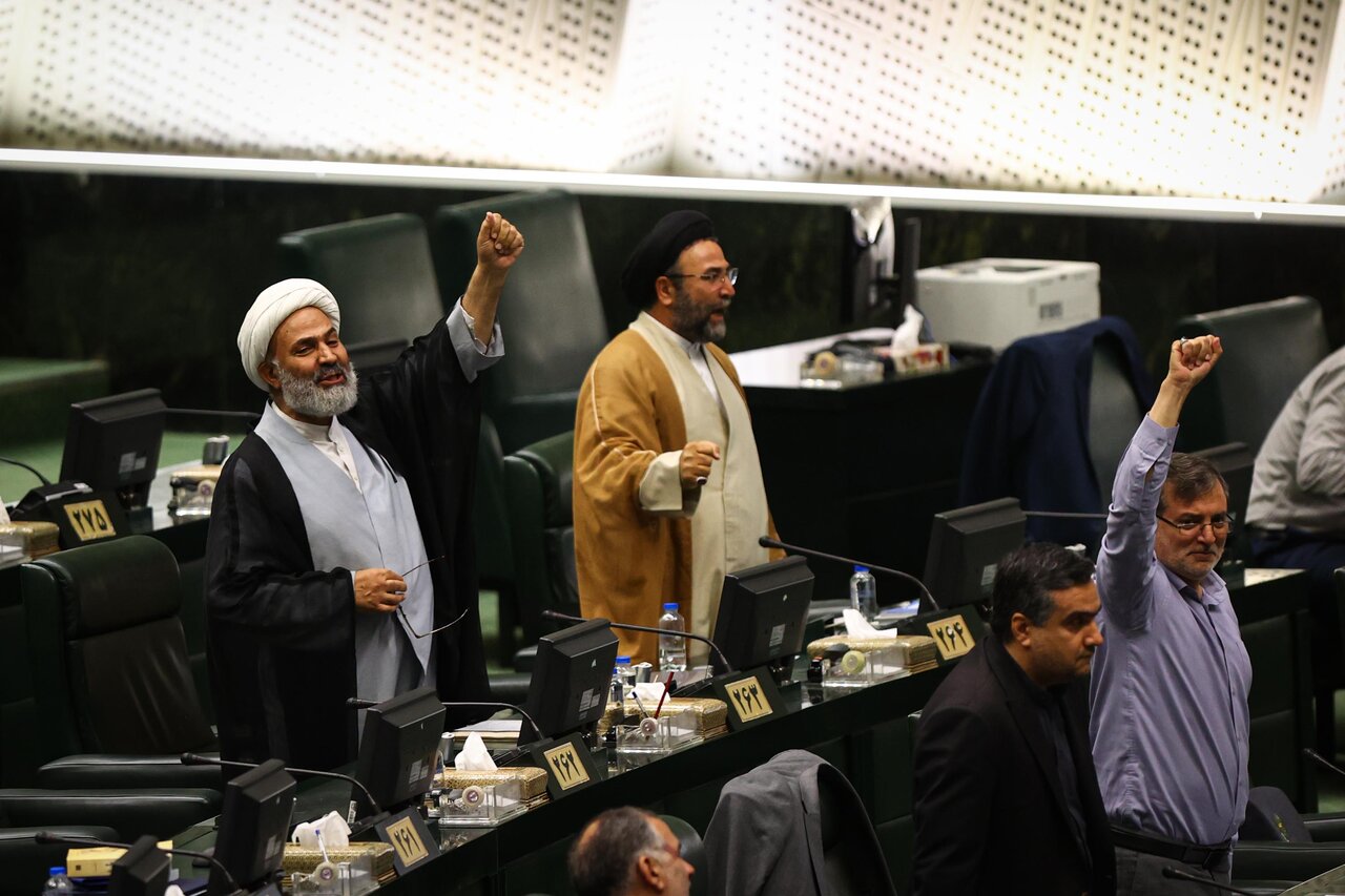جلسه علنی چهارم تیر ماه مجلس