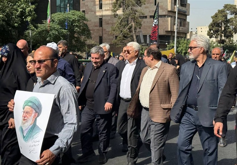 حضور شخصیتهای سیاسی و نظامی در تشییع شهدای اقتدار ملی