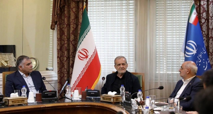 بازدید سرزده رییس‌جمهور از وزارت نفت