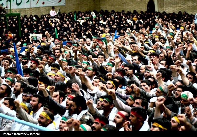 بازخوانی سفر رهبر معظم انقلاب به دیار دارالارشاد