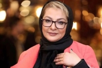 عکس لاکچری و استایل خاص لاله صبوری در کافه لوکس با عینک چند میلیونی