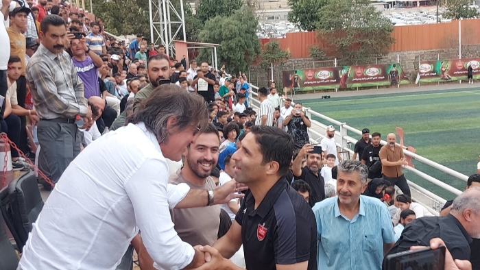 حضور سرمربیان استقلال و پرسپولیس و درآمدن اشک یک پیشکسوت
