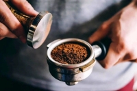 هر فرد در طول روز چقدر قهوه باید مصرف کند؟