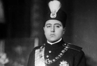 نفرین همسر احمدشاه به رضاخان؛ امیدوارم روزی را ببینم که سرت زنده و تنت مرده باشد...