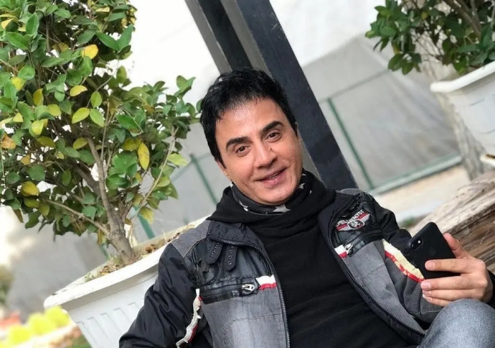 عکس جنجالی عمو پورنگ کنار بازیگر زن مشهور در باشگاه اسب سواری