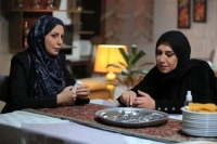سه بازیگر زن در یک قاب: تصویری از پشت صحنه تئاتر «عامدانه، عاشقانه، قاتلانه»!