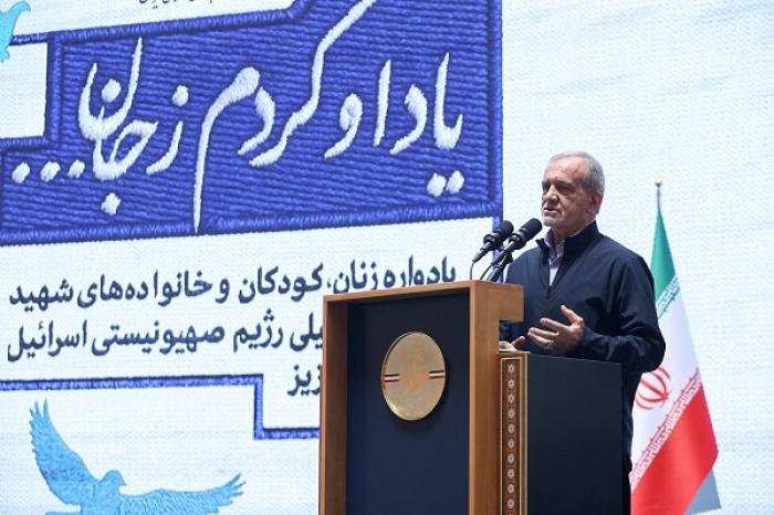 پزشکیان: با تمام وجود در پی حل مشکلات و عزتمندی کشور هستیم