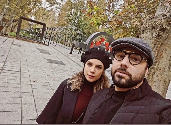 بازار گردی احسان خواجه امیری به همراه همسرش در بازار بزرگ تهران