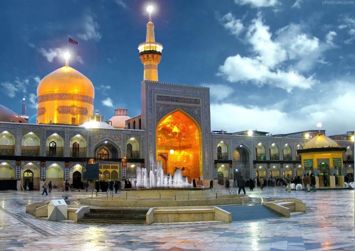 گل‌آرایی حرم مطهر رضوی به مناسبت میلاد پیامبر اکرم (ص) و امام صادق (ع) + فیلم