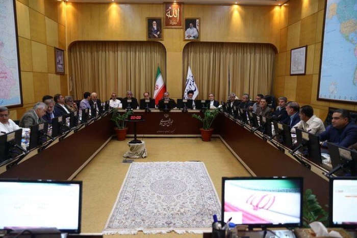 نشست اضطراری کمیسیون امنیت ملی با حضور عراقچی