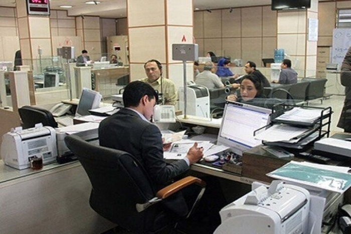 تغییر ساعات کاری بانک‌های دولتی و نیمه‌دولتی از اول مهر