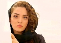 زری سووشون با استایلی جذاب ظاهر شد