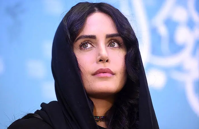 استایل الناز شاکردوست سوژه شد/ خانم بازیگر از پریناز ایزدیار کپی کرد+ فیلم