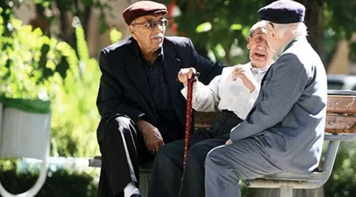 قانون جدید بازنشستگی 1404 ابلاغ شد / با کاهش سن بازنشستگی این گروه موافقت شد