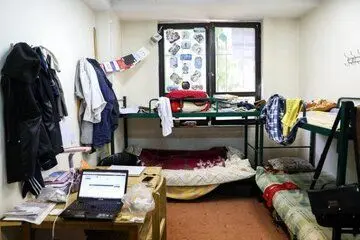 توضیح وزیر علوم درباره ندادن خوابگاه به دانشجویان