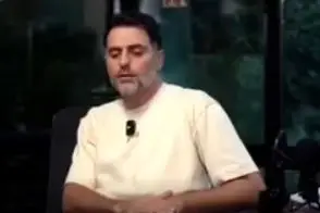 علی ضیا به پیشرو ابراز علاقه کرد/ویدیو