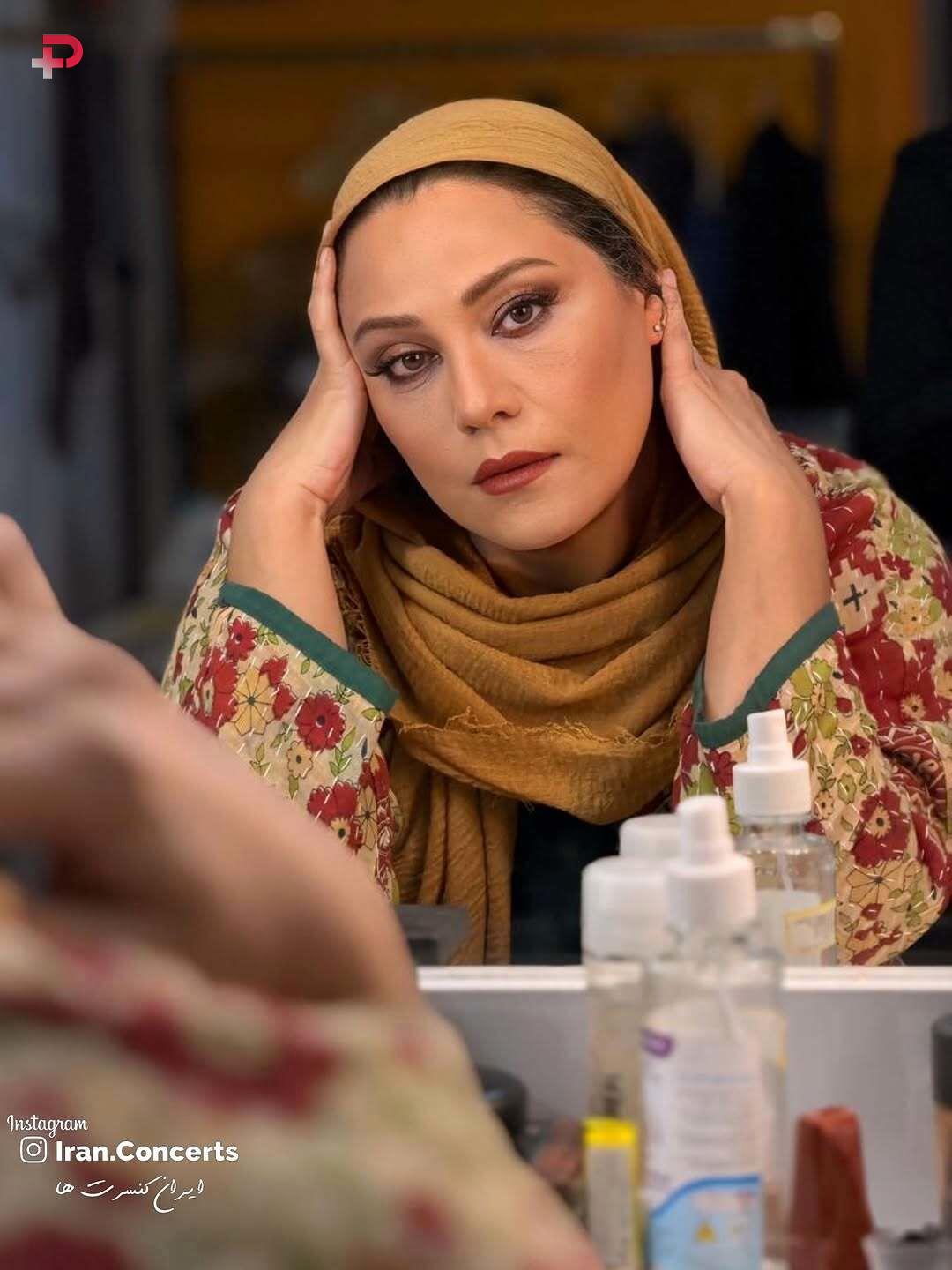 تصاویری از خانم شبنم مقدمی در پشت صحنه ی تئاتر “بازی های شبانه” به کارگردانی آریان رضایی