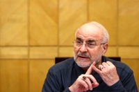 قالیباف: منطقه ما نه میدان رقابت و دامن‌زدن به چالش‌های بالقوه بلکه عرصه‌ای برای استفاده از فرصت‌های بالفعل است