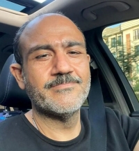 واکنش قاطع مهران غفوریان به حواشی اخیر پژمان جمشیدی: «کسی که تو دل مردمه، به این راحتی‌ها خارج نمی‌شه»!