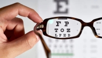تفاوت نزدیک بینی و دوربینی / علل، علائم و راه های درمان