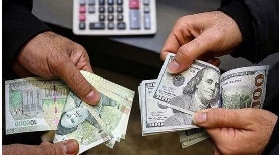قیمت دلار 5 آبان ماه | تجار امروز دلار را به چه قیمتی می خرند؟