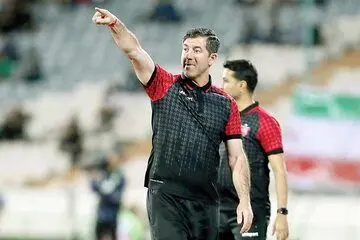 بجای کریم باقری باید سیدجلال مربی پرسپولیس باشد