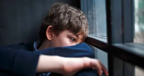 نشانه‌های افسردگی در نوجوانان؛ والدین چگونه تشخیص دهند؟