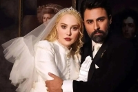 عروس و داماد سینما؛ سلفی عاشقانه آرام جعفری و بابک انصاری!