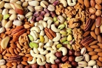 افزایش چشمگیر قیمت آجیل و خشکبار در 10 آبان 1404؛ پسته و بادام رکورد زدند