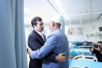 وزیر ورزش و جوانان از صابر کاظمی عیادت کرد