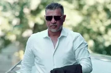 سوپرایز 85 میلیاردی علی دایی و همسرش خبرساز شد