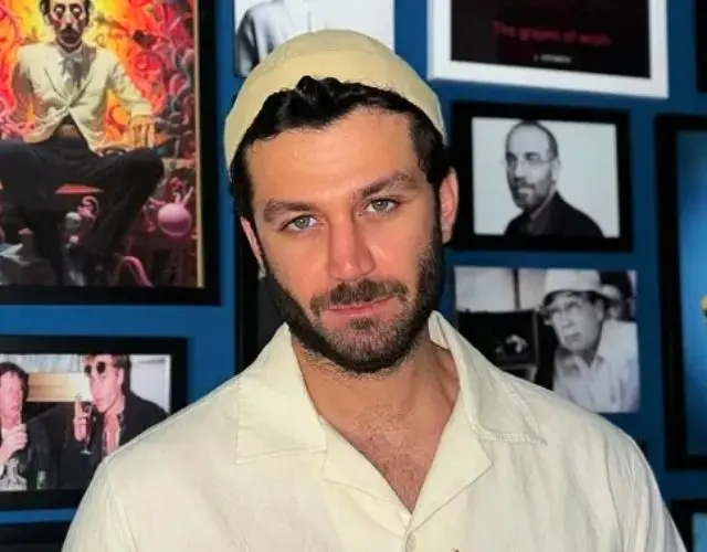 بازیگر نقش منصور سریال بامداد خمار کیست؟ رازهای زندگی دانیال پورصباح