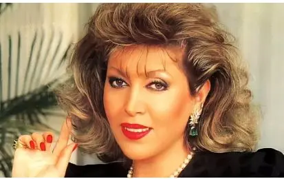 عکس دیده نشده از مهستی با لباس عروس