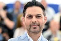 تغییر قیافه پیمان معادی/ تصویری پربازدید از پیمان معادی با یک شمایل متفاوت با سیگار+عکس|