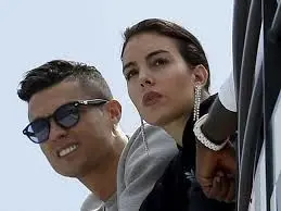 روتین پوستی شبانه رونالدو و جورجینا | عکس