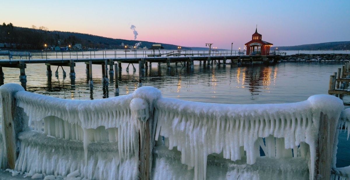 راز انفجارهای مرموز دریاچه سنِکا بالاخره فاش شد-2