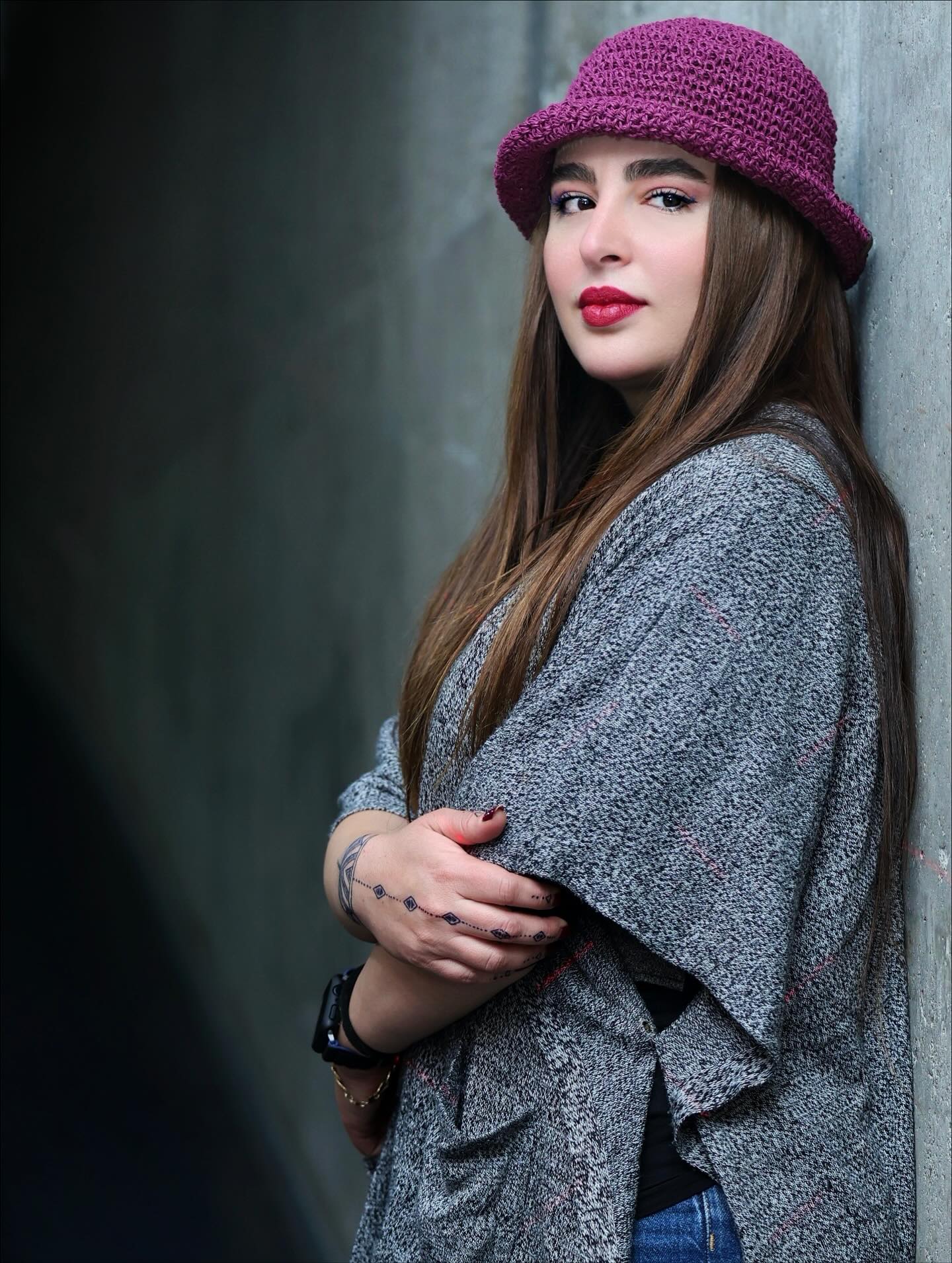 زهرا بهروزمنش با استایلی متفاوت و پاییزی+عکس