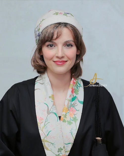 استایل گل‌گلی مهسا حجازی