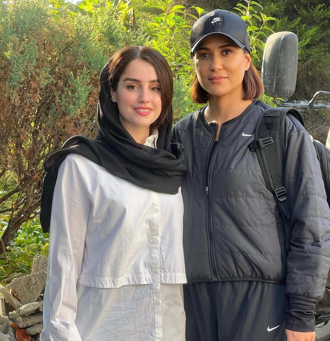 (عکس) پریناز ایزدیار و شروین حاجی‌پور در پشت صحنه فیلم سینمایی «بن‌سای»