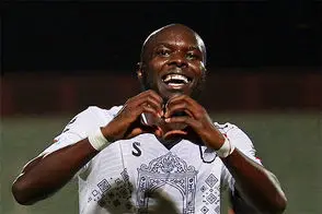 رقص بندری مهاجم خارجی چادرملو، فضای مجازی را منفجر کرد/ویدیو