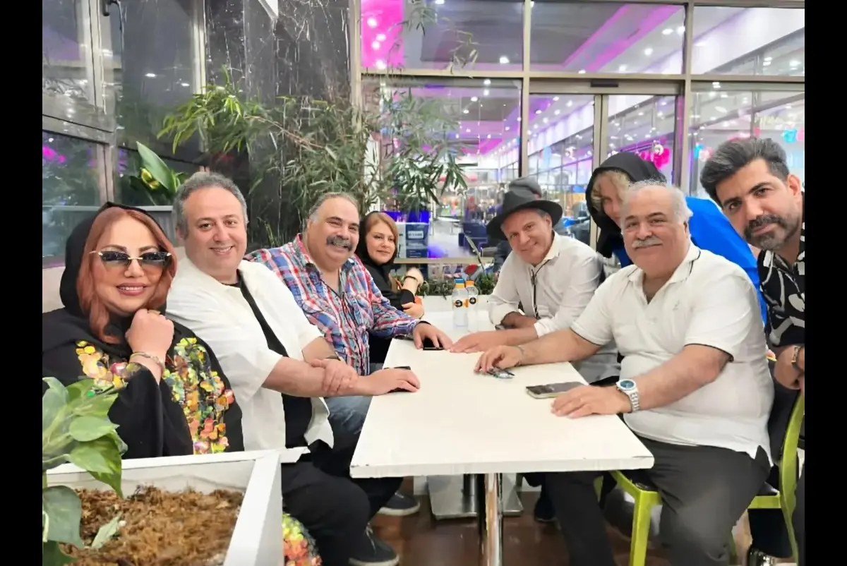 Screenshot_20251110_200532_Gallery