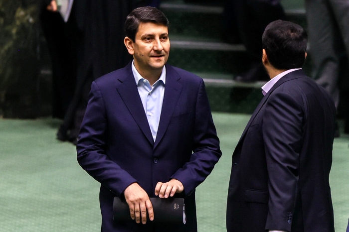 پاسخ وزیر ارتباطات به دلیل کُندی اتصال فیبرنوری در پایتخت