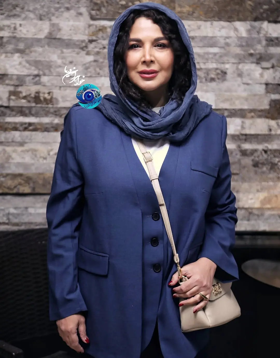 photo_2025-11-11_20-35-23