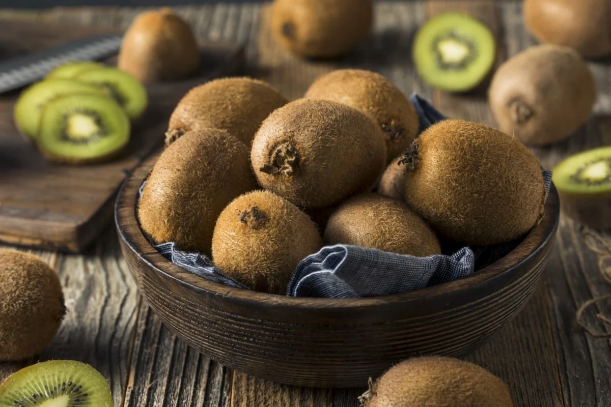 خواص برجسته کیوی برای شادابی پوست-2