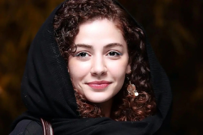 عکس های خاص خانم بازیگر با پیام محیط زیستی!