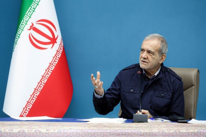 پزشکیان: قادریم بدون نفت زندگی کنیم / رانت‌خواری صنعت کشور را زمین‌گیر کرده