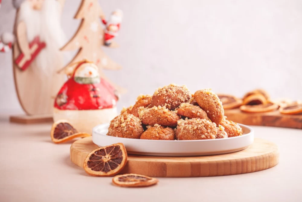 شیرینی ملوماکارونا