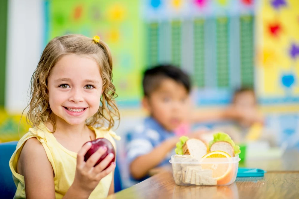 بهترین تنقلات برای دانش آموزان