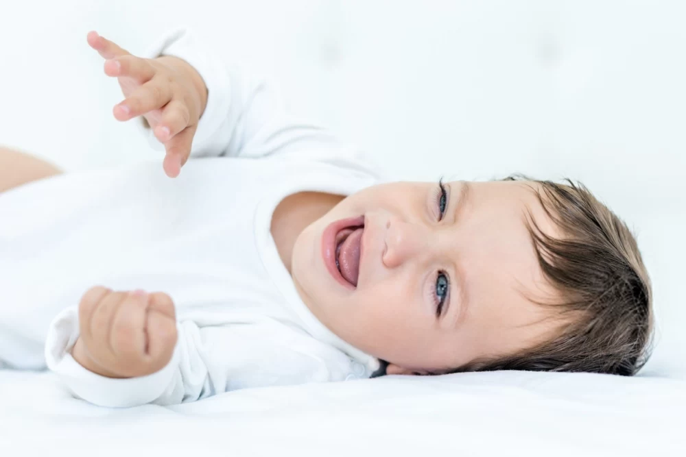  جیغ زدن نوزاد در شش ماهگی