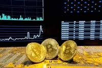 قیمت بیت کوین و ارز‌های دیجیتال امروز 4 آذر 1404 + جدول